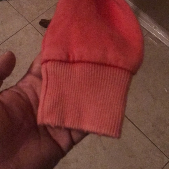 NEW PINK VS Sweater - Picture 6 of 7